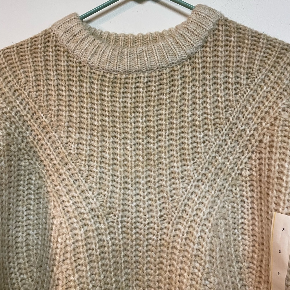 Women’s Long Sleeves Sweater Round Neck. A New Day
